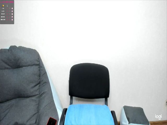 Live sex webcam photo for SarahSmiths #254309324