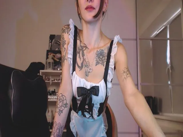 Live sex webcam photo for KellyAsian #258061892