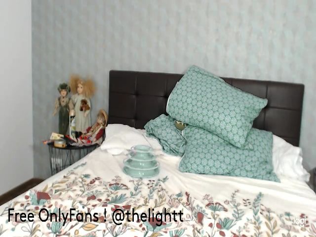 Live sex webcam photo for oo0o0pssso0ph #261688254