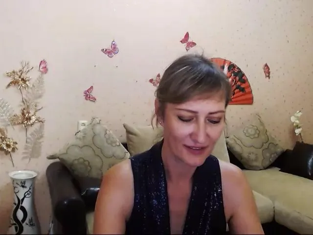 Live sex webcam photo for AvadSusanna #260865814