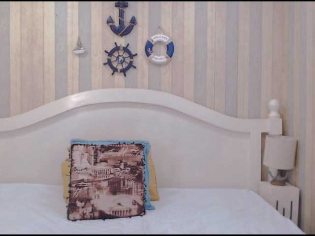 Live sex webcam photo for IsaCampbell #241407109