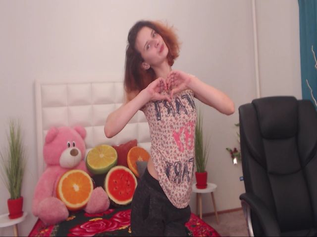 Live sex webcam photo for IrisNichols #256047187