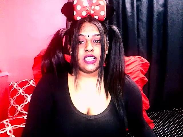Live sex webcam photo for Indianstorm4u #254688071