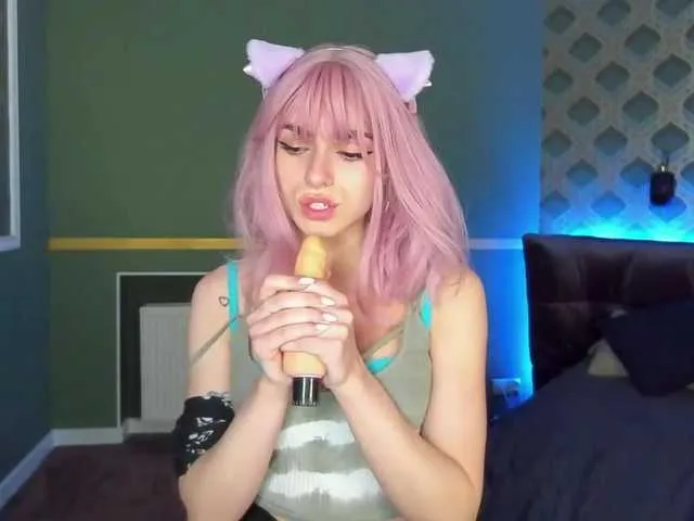 Live sex webcam photo for AnettiRose #241421968