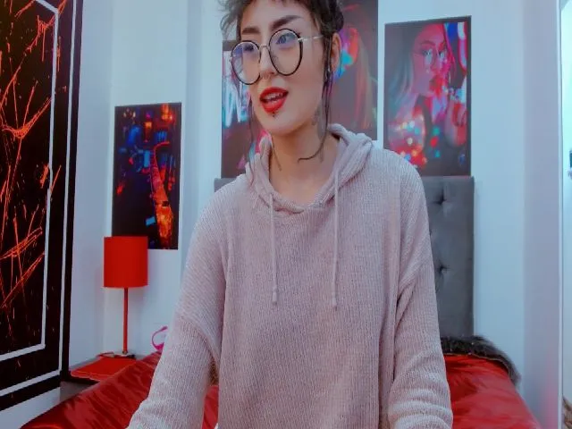 Live sex webcam photo for Violetdarkk #258372935