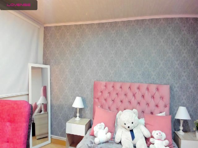 Live sex webcam photo for Ailin_8 #264878815