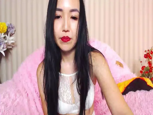 Live sex webcam photo for NiaSan #261935310