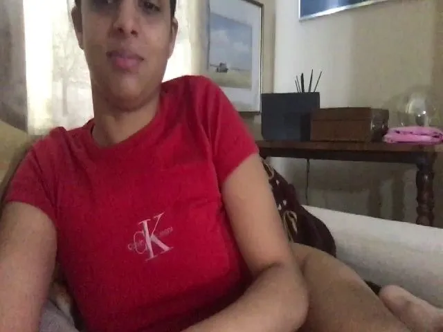 Live sex webcam photo for Egyptiankween #262056737