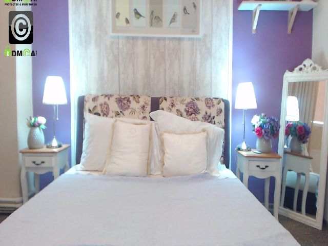 Live sex webcam photo for Brianna_Joy #257316852