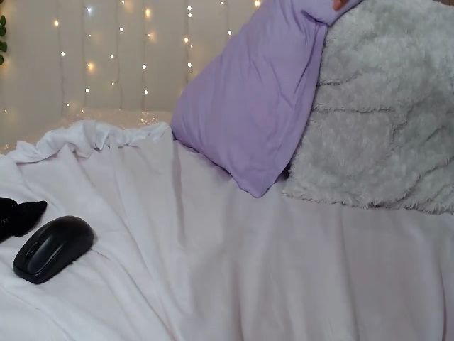 Live sex webcam photo for JOLIE_ABALO #264221157