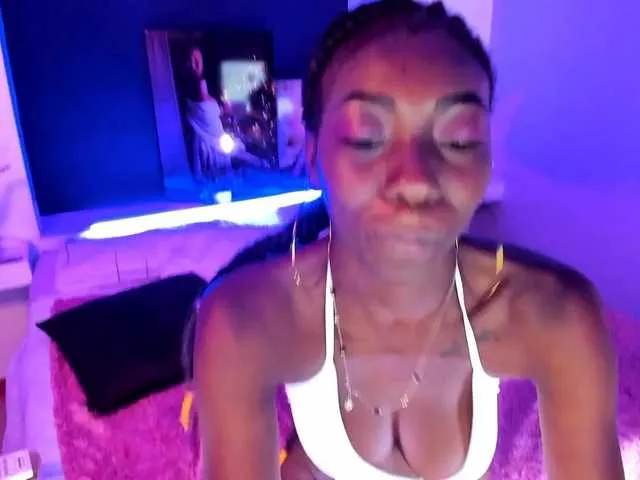 Live sex webcam photo for ChannySmalls #250733390