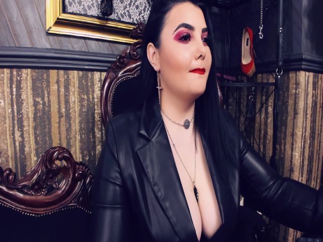 Live sex webcam photo for MelissaGlow #255056215