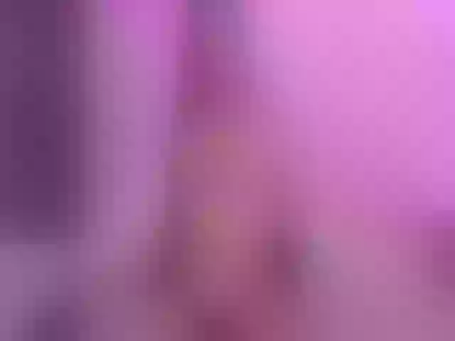 Live sex webcam photo for Sharlotte_e #260249192