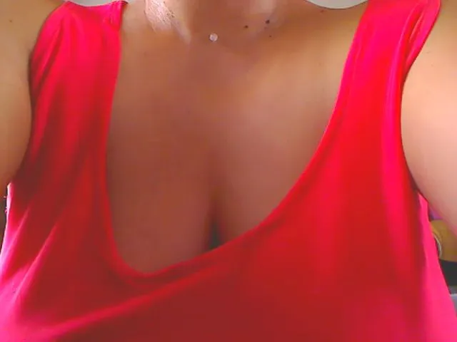 Live sex webcam photo for GIOVANA_SEX #254208614