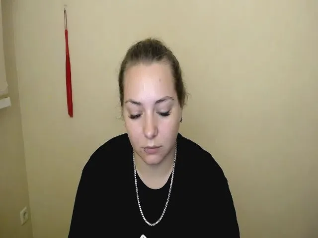 Live sex webcam photo for StellaJ_ #252652434
