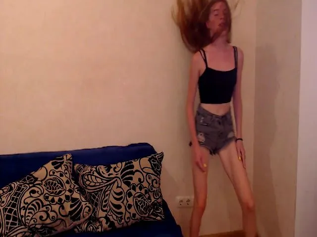 Live sex webcam photo for Vesnyshka #264531573