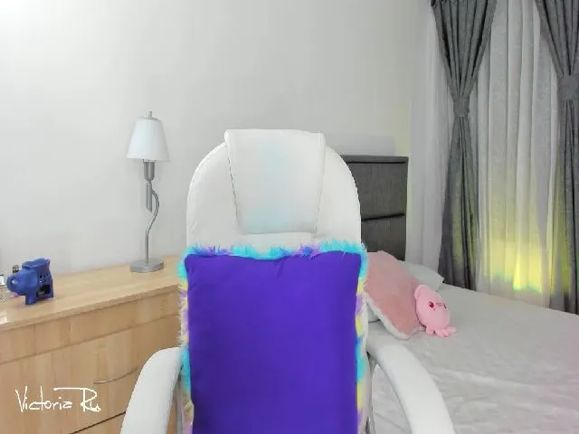 Live sex webcam photo for VictoriaRuss #261491567