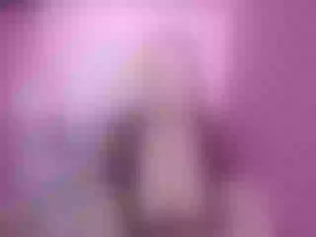 Live sex webcam photo for PtiMermaid #255546629