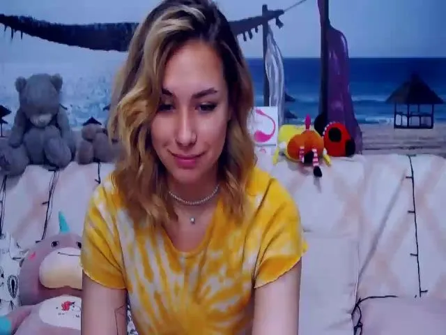 Live sex webcam photo for AlisMonrov18 #258487411