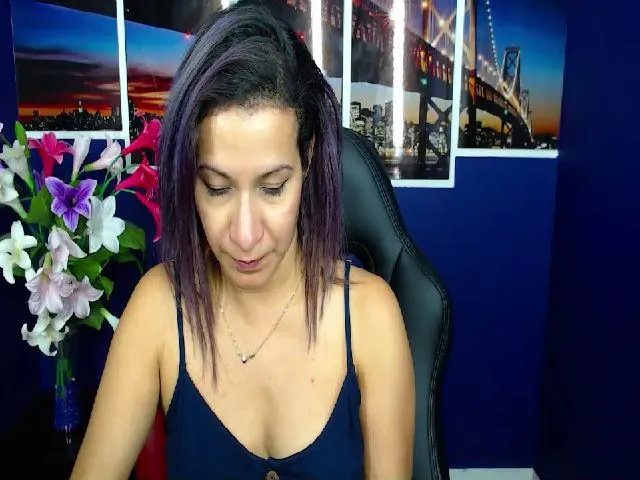 Live sex webcam photo for Infernalsexx #255812393