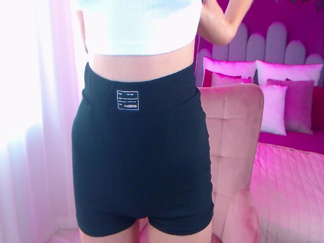 Live sex webcam photo for Angell_XO #257514169