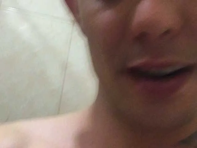 Live sex webcam photo for Fappland #241258176