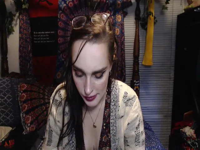 Live sex webcam photo for LlittleLlama #255622964