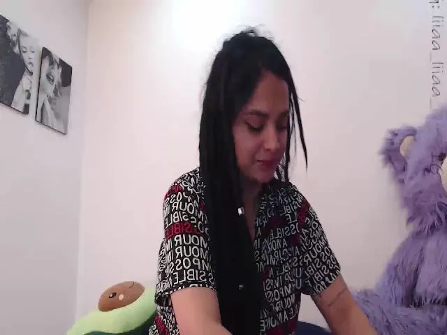Live sex webcam photo for NinaFeliu #253092463