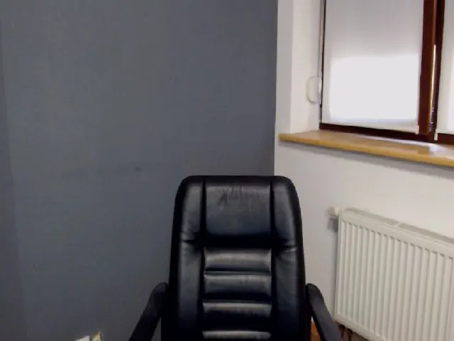 Live sex webcam photo for SnowSpacee #253746028
