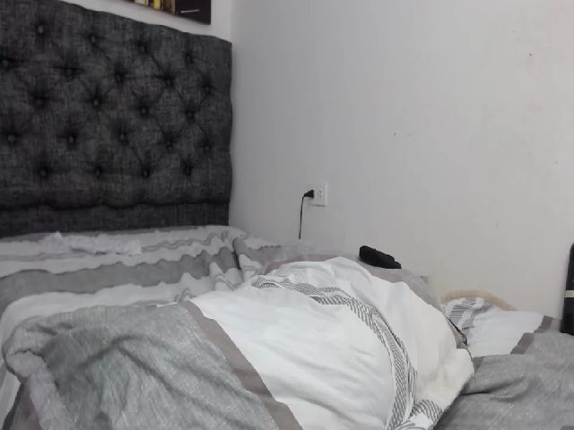 Live sex webcam photo for Andrea_greey #259725470