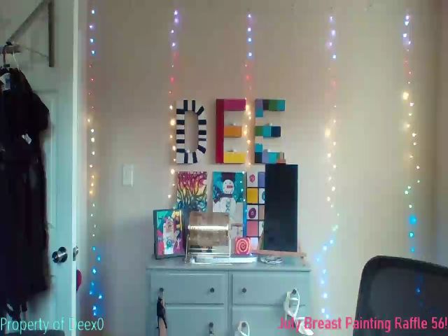 Live sex webcam photo for DeeX0 #257054764