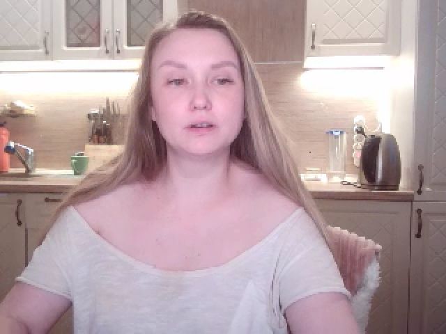 Live sex webcam photo for JaneGrey111 #257259678