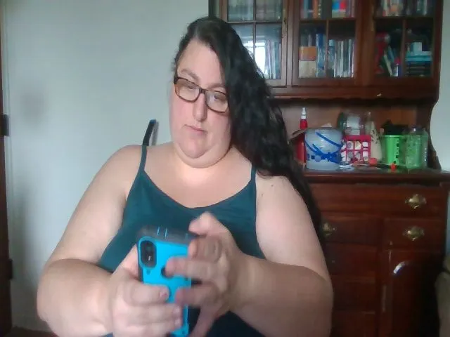 Live sex webcam photo for metalchick420 #257633360