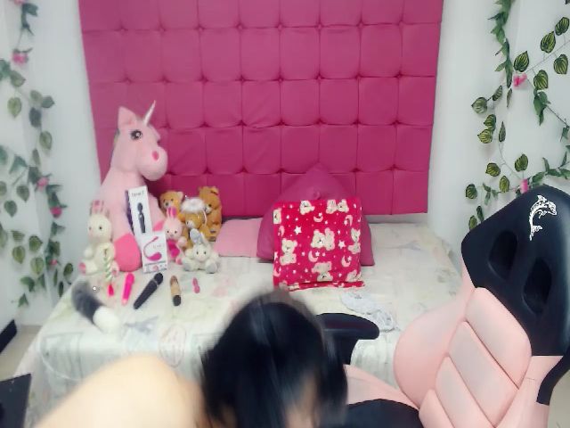 Live sex webcam photo for Pink_queenn #256722856