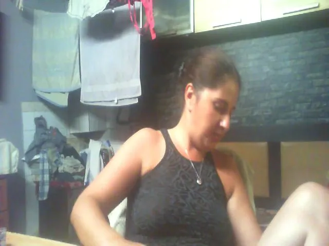 Live sex webcam photo for MGabrielle #260570281