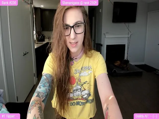 Live sex webcam photo for TheSharkQueen #259627512