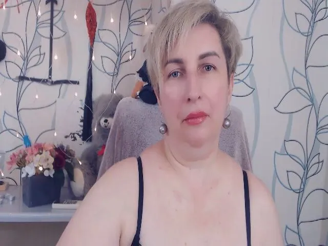 Live sex webcam photo for DepravedMadam #253065847