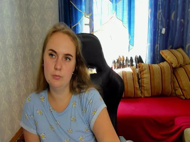 Live sex webcam photo for MaryKent #264233685