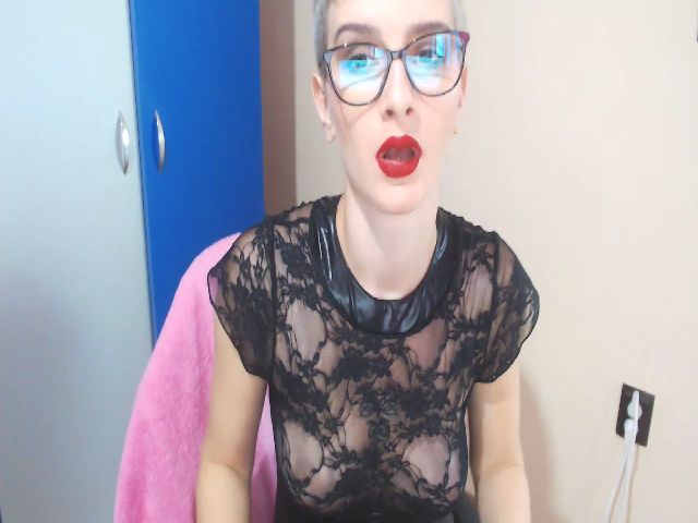 Live sex webcam photo for Miss_Judith #253416874