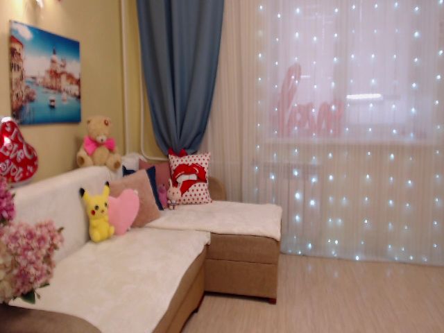 Live sex webcam photo for Magic_Eyes_ #258004653