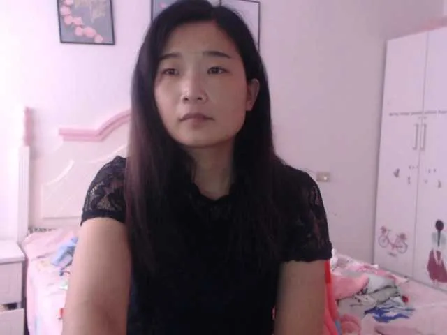 Live sex webcam photo for Kumamong #249749674