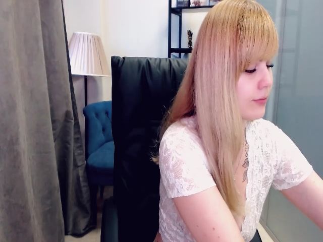 Live sex webcam photo for AdelinaBlondy #257571669