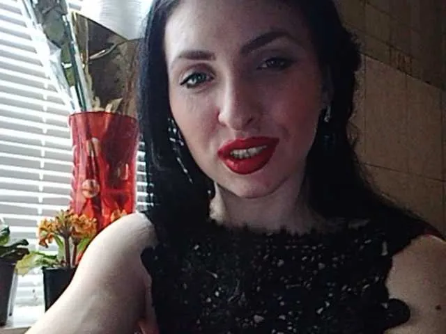 Live sex webcam photo for Kristina7z7 #241237801