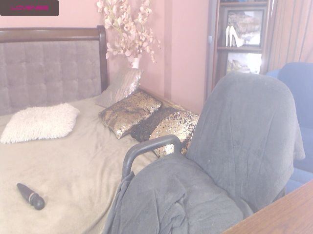 Live sex webcam photo for Kelly7B #255110997