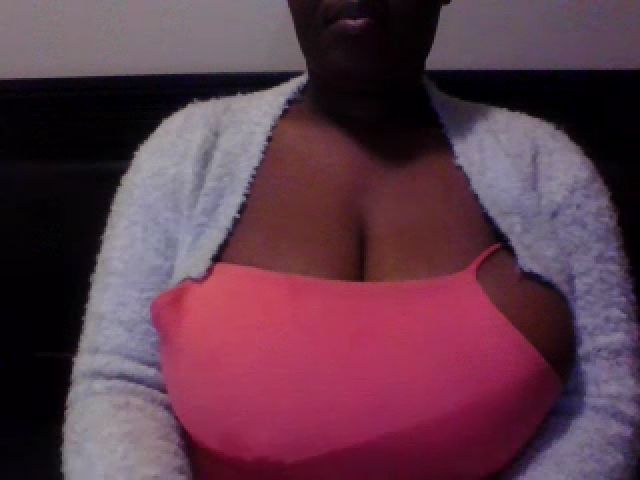 Live sex webcam photo for TheMajestibbb #257725635