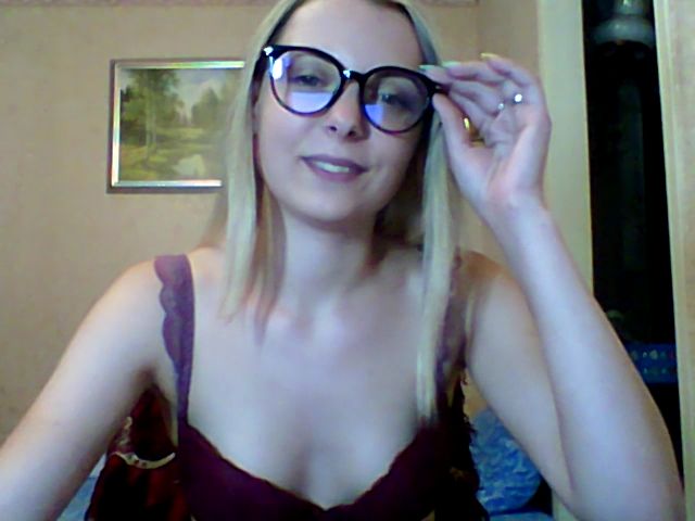 Live sex webcam photo for BreeAngel #252506383