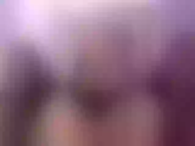 Live sex webcam photo for Sophie_pink18 #257055737
