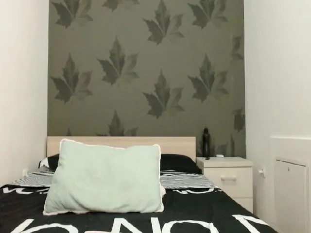 Live sex webcam photo for Charly_jo #257512033