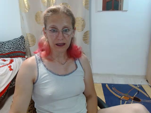 Live sex webcam photo for Sweet_love0 #254235043