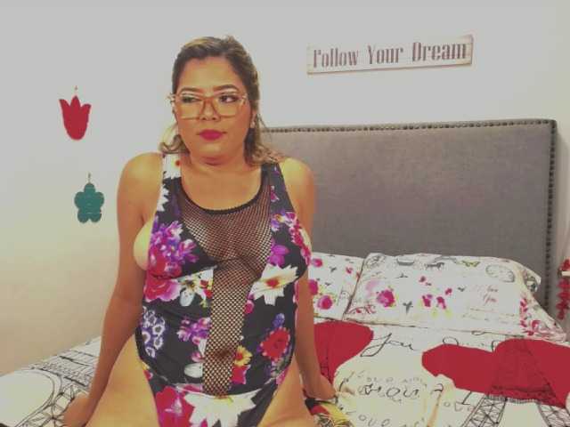 Live sex webcam photo for evathonson #241389441